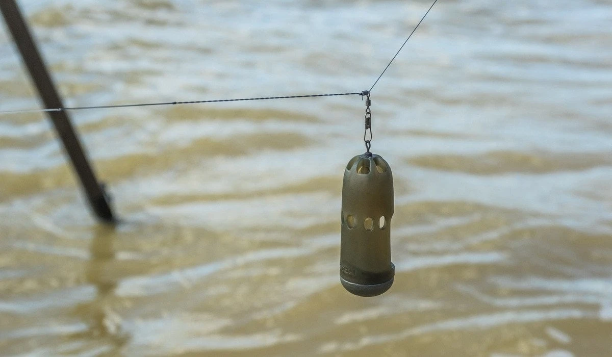 Absolute Window Feeders (solid) XL 4 Absolute Window Feeders (solid) XL - Afbeelding 4