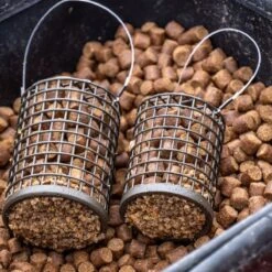 Wire Bait Up Feeder Medium -Guru Hengels Exporteren Winkel preston innovations wire bait up feeder medium 5